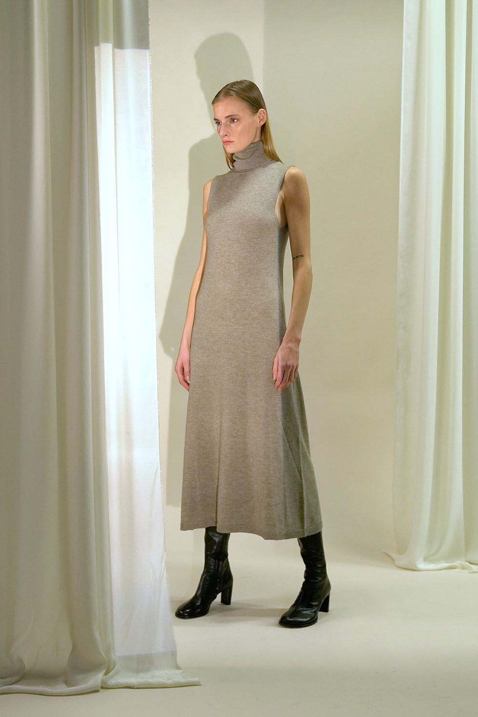 Elianne dress | Biscuit - Ultrafine merino-silk-cashmere blend