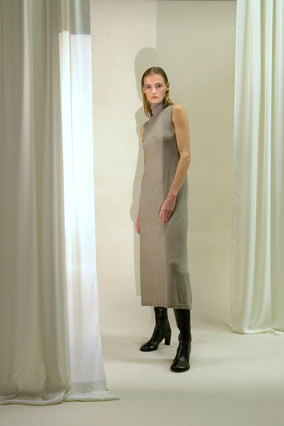 Elianne dress | Biscuit - Ultrafine merino-silk-cashmere blend