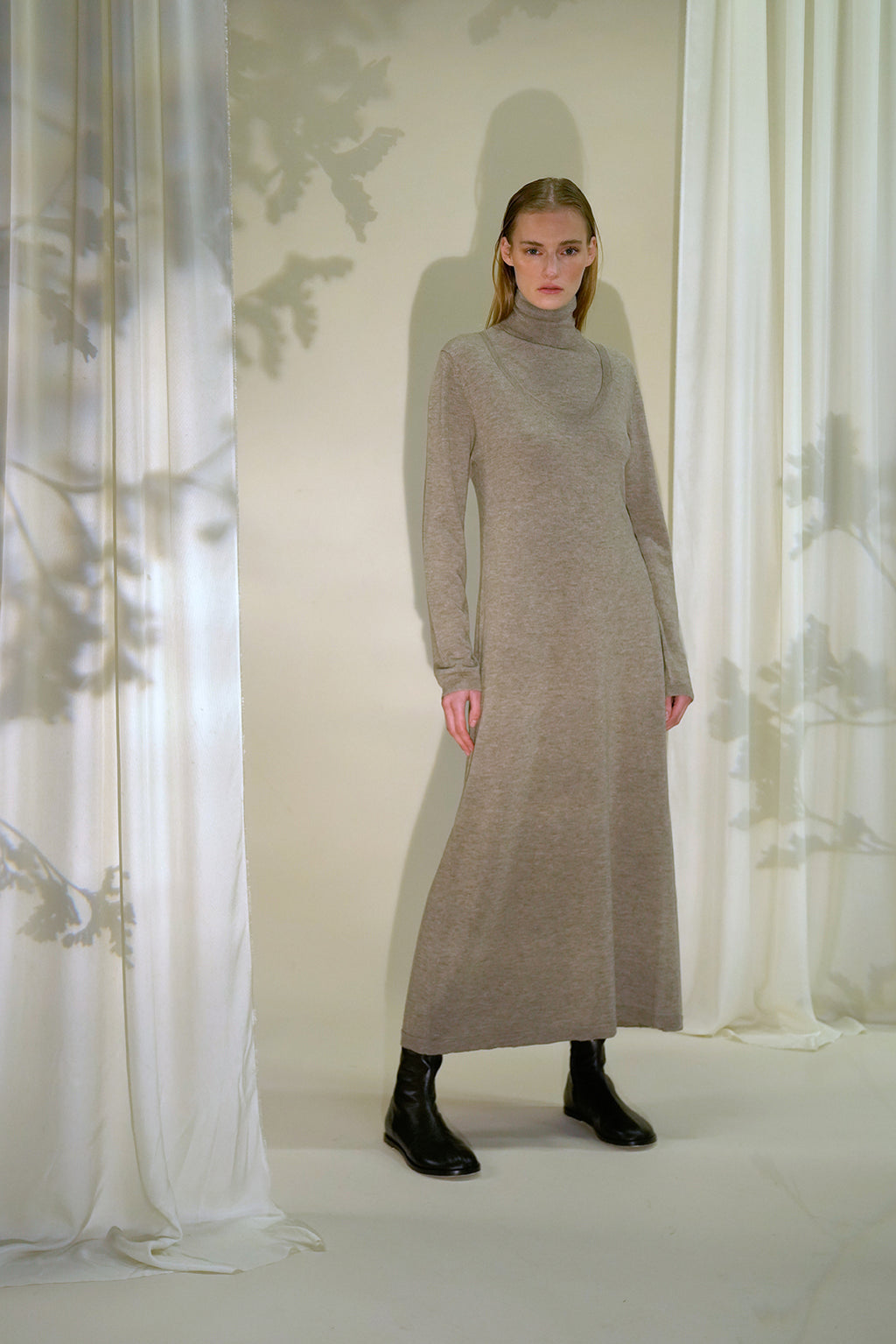 Maria knitted dress | Beige - Merino wool
